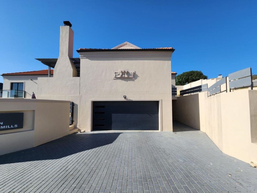 4 Bedroom Property for Sale in Mount Royal Golf Estate Western Cape